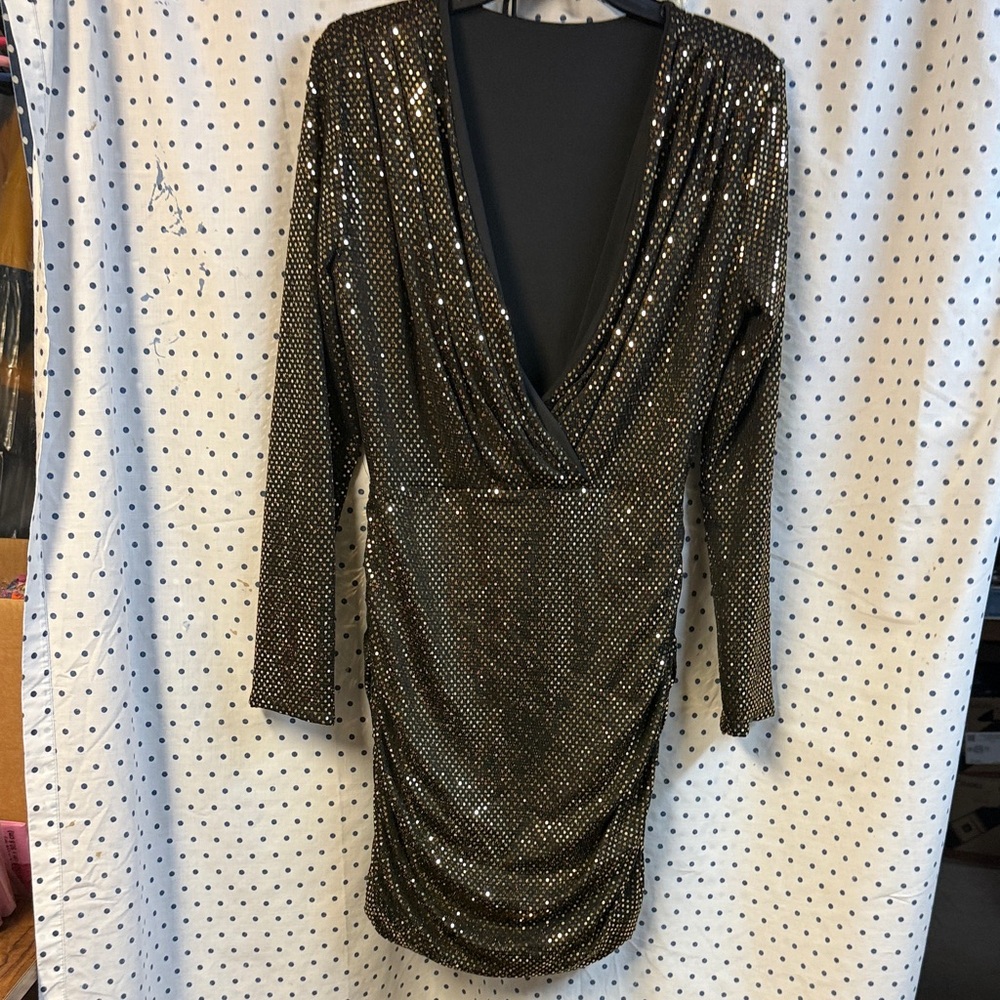 Elegant Sequin V-Neck Dress